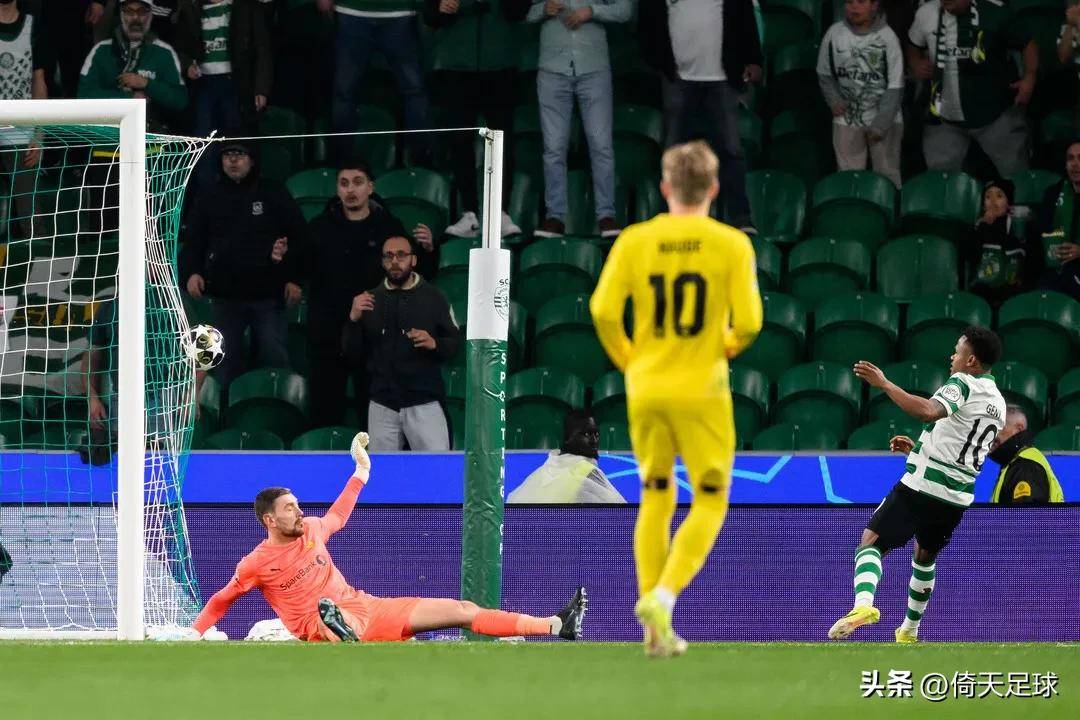 包含转会期拜仁慕尼黑调整名单以备欧超杯赛前金州勇士战术微调，网友：转会期斯图加特门线救险的词条